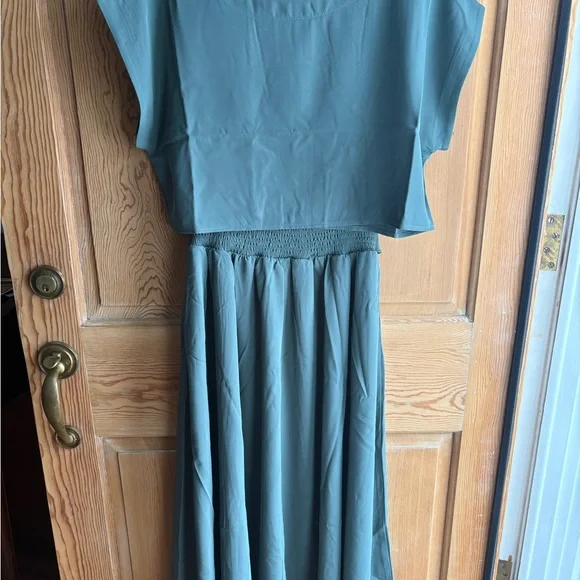 NWOT Zenana Heavy Woven Span Crop Tee & Skirt Set in Teal Size Small - Picture 2 of 12